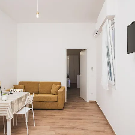 아파트 Casa Artu - Con Patio, Nel Cuore Di *