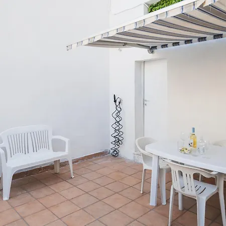 Apartmán Casa Artu - Con Patio, Nel Cuore Di Porto Torres